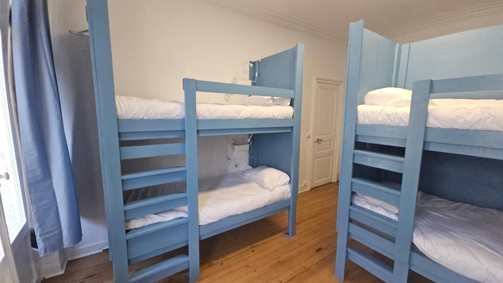 Bed In 6-Bed Mixed Dormitory Le Jardin Cafe Μπορντό Εξωτερικό φωτογραφία